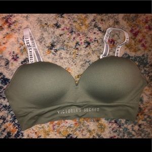 VS Perfect Comfort Wireless Push Up Bra